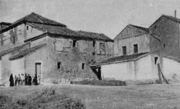 Iglesia y convento de Capuchinos de Calzada transformados en iglesia parroquial.